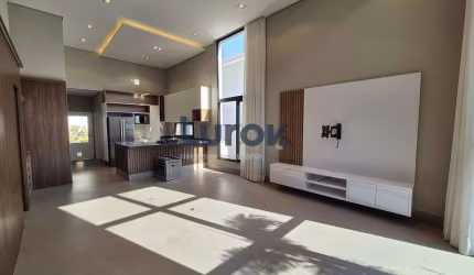 casa à venda 3 Quartos, 3 Suites, 4 Vagas, 300M², Condomínio Residencial Portal do Jequitibá, Valin