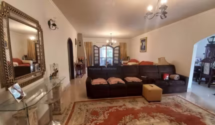Casa à venda, Clube de Campo Valinhos