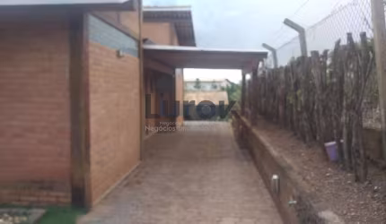 chácara à venda 3 Quartos, 3 Suites, 1000M², Vista Alegre, Vinhedo - SP