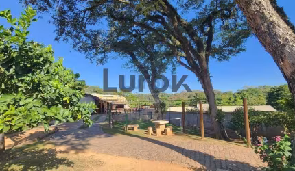 chácara à venda 3 Quartos, 1 Suite, 8 Vagas, 1560M², Vale Verde, Valinhos - SP