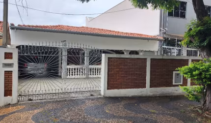 CASA RESIDENCIAL/COMERCIAL JD LEONOR