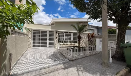 CASA NO JARDIM LEONOR PRONTA PARA MORAR