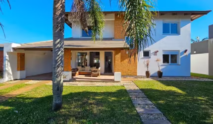 Casa com 3 quartos à venda na Batuíra, 840, Atlântida, Xangri-Lá por R$ 1.290.000