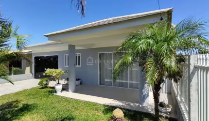 Casa com 2 quartos à venda na Rua das Íris, 95, Noiva Do Mar, Xangri-Lá por R$ 460.000