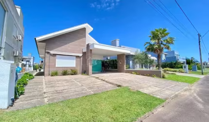 Casa em condomínio fechado com 3 quartos à venda na Paraguassú, 1640, Atlântida Sul (Distrito), Osório por R$ 1.400.000