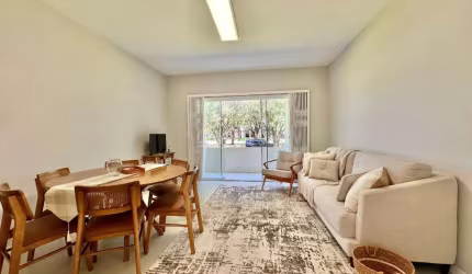 Apartamento com 3 quartos à venda na Rua Inambuí, 44, Atlântida, Xangri-Lá por R$ 770.000