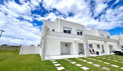 Casa em condomínio fechado com 3 quartos à venda na José Bruno Klein, 667, Marina, Xangri-Lá por R$ 790.000