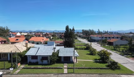 Casa em condomínio fechado com 4 quartos à venda na Caxias Do Sul, 185, Remanso, Xangri-Lá por R$ 1.250.000