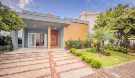 Casa em condomínio fechado com 4 quartos à venda na Rua Rio Divisa, 750, Centro, Xangri-Lá por R$ 1.600.000