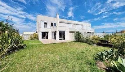 Casa em condomínio fechado com 3 quartos à venda na José Bruno Klein, 667, Marina, Xangri-Lá por R$ 1.050.000