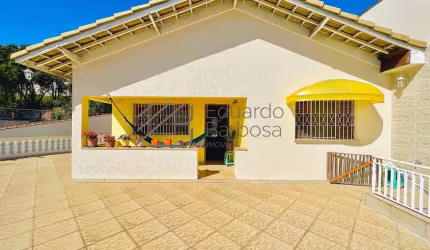 Casa à Venda em Mairiporã/SP