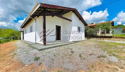 Casa à Venda em Mairiporã/SP