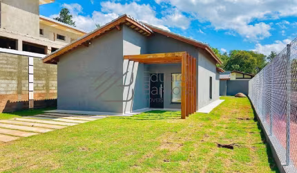 Casa à Venda em Mairiporã/SP