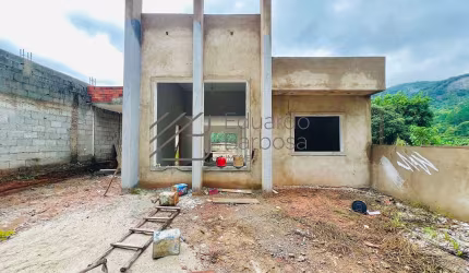 Casa à Venda em Mairiporã/SP