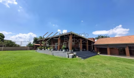 Vila Dom Pedro - Chácara em condomínio com acesso para represa