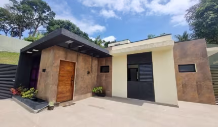 Villa de Atibaia - Casa em condomínio que aceita financiamento bancário.