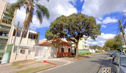 Casa de Alvenaria - R Atilio Borio, 1336 - Alto da Xv - Curitiba - PR