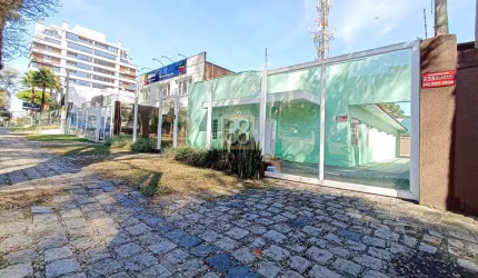 Residencia Comercial - R Desembargador Otavio do Amaral, 473 - Bigorrilho - Curitiba - PR