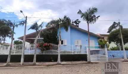 Casa à venda, 211 m² por R$ 700.000,00 - Renascença - Santa Cruz do Sul/RS