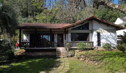 Casa com 3 dormitórios à venda, 301 m² por R$ 1.700.000,00 - Higienópolis - Santa Cruz do Sul/RS
