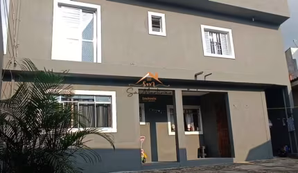 Imperdível Casa à Venda em Francisco Morato-SP, Jardim Flórida: 4 Quartos, 1 Suíte, 2 Salas, 3 Banheiros, 3 Vagas, 177m².