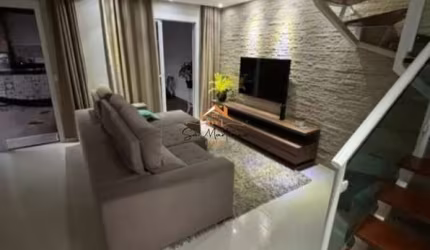 Imperdível Casa em Condomínio de 3 Quartos no Engordadouro, Jundiaí-SP - 120m², 1 Suíte, 2 Salas, 3 Banheiros!