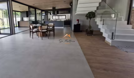 Casa em condomínio fechado com 4 quartos à venda na Avenida Alberto João Luchesi, 900, Caxambu, Jundiaí por R$ 4.600.000