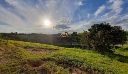 Terreno em condomínio de luxo em Jundiaí-SP, bairro Caxambu  1.000,00 m² de área - Aproveite essa oportunidade!
