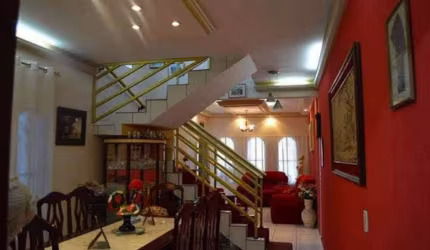 Casa com 4 quartos à venda na Rua Professor Álvaro Schiavi, 215, Vila Vianelo, Jundiaí por R$ 750.000
