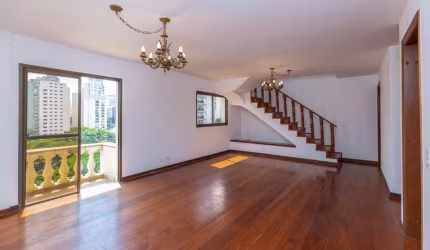 Aconchegante cobertura para venda com 4 quartos, sendo 2 suítes, 289m²