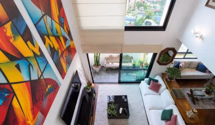 Confortável duplex para venda com 3 quartos, sendo 3 suítes, 184.5m²