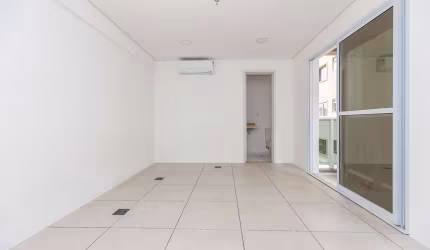 Versátil conjunto comercial para venda, 44m²