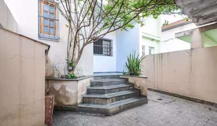 Sensacional casa tipo para venda com 3 quartos, sendo 1 suíte, 280m²