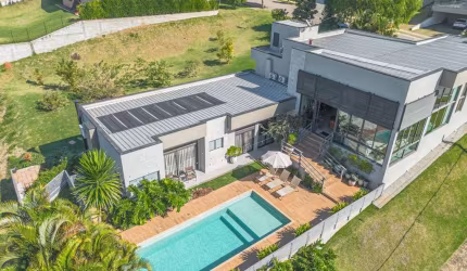 Casa no condomínio Condomínio Campo De Toscana para venda com 3 quartos, sendo 3 suítes, 382m²