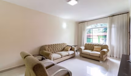 Aconchegante sobrado para venda com 3 quartos, sendo 1 suíte, 222m²