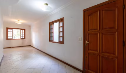 Deslumbrante sobrado para venda com 2 quartos, sendo 2 suítes, 137m²
