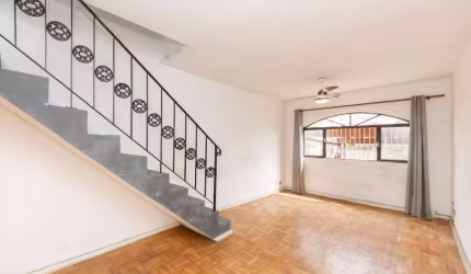 Versátil sobrado para venda com 3 quartos, sendo 1 suíte, 119m²