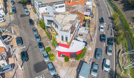 Funcional edifício monousuário para venda, 250m²