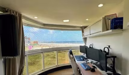 Apartamento 2 suítes frente mar no Ed. Salvador Suites Residence
