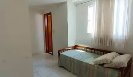 Vendo linda casa em condomínio fechado em Ipitanga