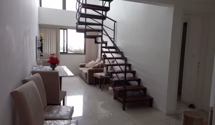 Vendo ou Alugo Cobertura em Buraquinho