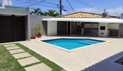 Alugo Casa Mobiliada em Villas do Atlântico