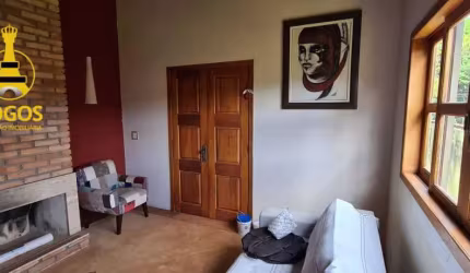 Casa com 3 dormitórios à venda, 250 m² por R$ 850.000,00 - Corumbá - Mairiporã/SP