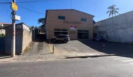 Salão comercial para locação, 572 m² por R$ 15.000/mês - Terra Preta - Mairiporã/SP