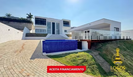 Casa Alto Padrão com 3 dormitórios à venda, 279 m² por R$ 2.400.000 - Condomínio Shambala III - Atibaia
