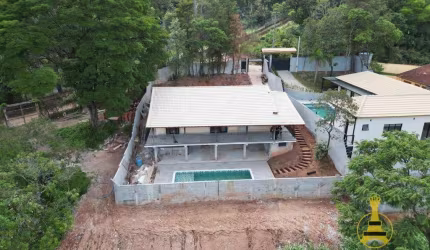 Casa com 3 dormitórios à venda, 200 m² por R$ 1.100.000,00 - Jardim Estância Brasil - Atibaia/SP