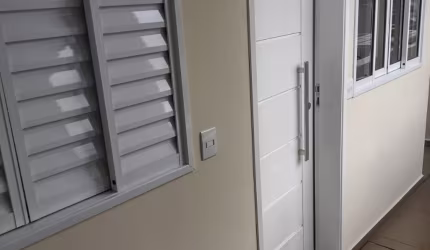 Casa/ Sobrado para alugar com 2 Cômodos com 1 Quartos, 1 Cozinha, 1 Banheiro e 1 Lavanderia (SEM GARAGEM) (IMOVEL INDIVIDUAL) ( PREFERENCIALMENTE CASAL OU MOÇAS SEM FILHOS )