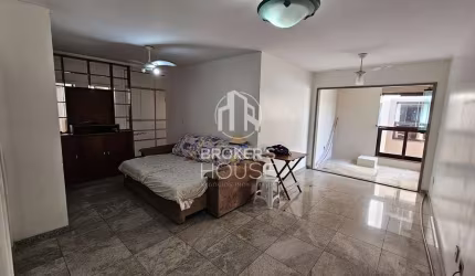 Apartamento à venda, na quadra do mar em Jardim da Penha, Vitória, ES