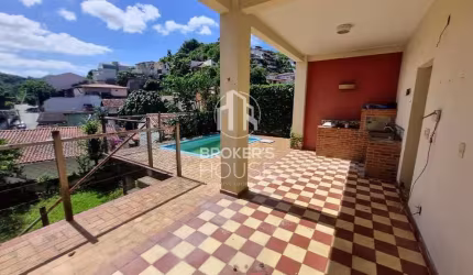 Casa à venda,380 m², 4 quartos sendo 3 suítes ,com piscina Fradinhos, Vitória, ES