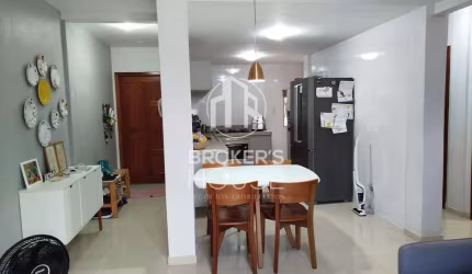 Apartamento a Venda  com 2 quartos reformado e sol da manhã - Bairro de Lourdes/Vitória-ES
